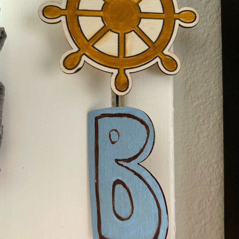 Colorful Beach Sign Decor - Picture 2 of 4